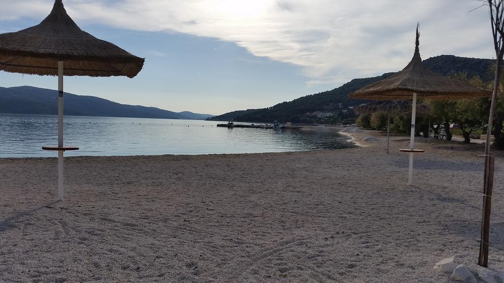 Apartments Plejic Seget Vranjica Bagian luar foto