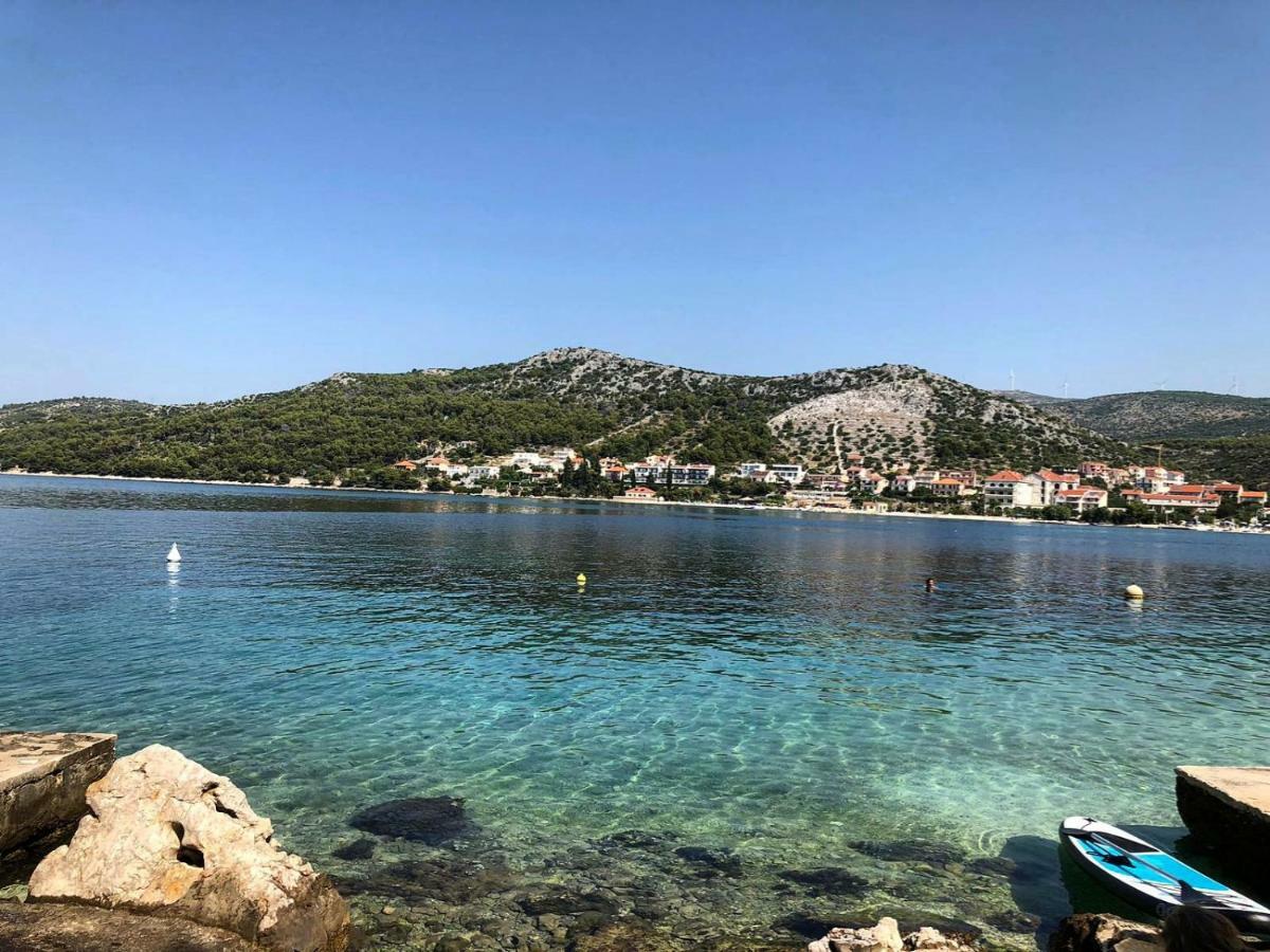 Apartments Plejic Seget Vranjica Bagian luar foto